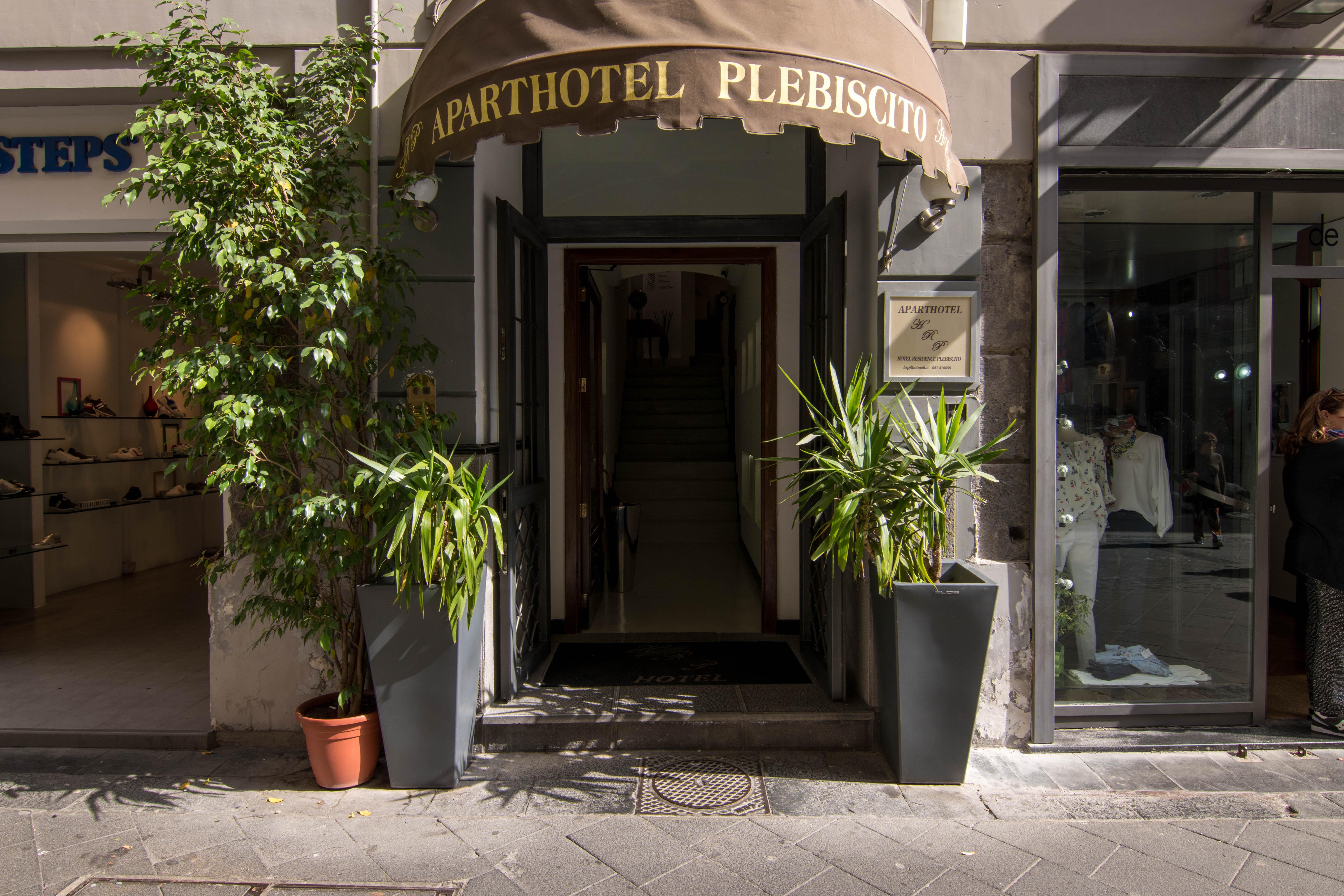 Hotel Plebiscito Aparthotel Неаполь Экстерьер фото